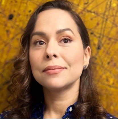 Profa. Dra. Regina Tavares